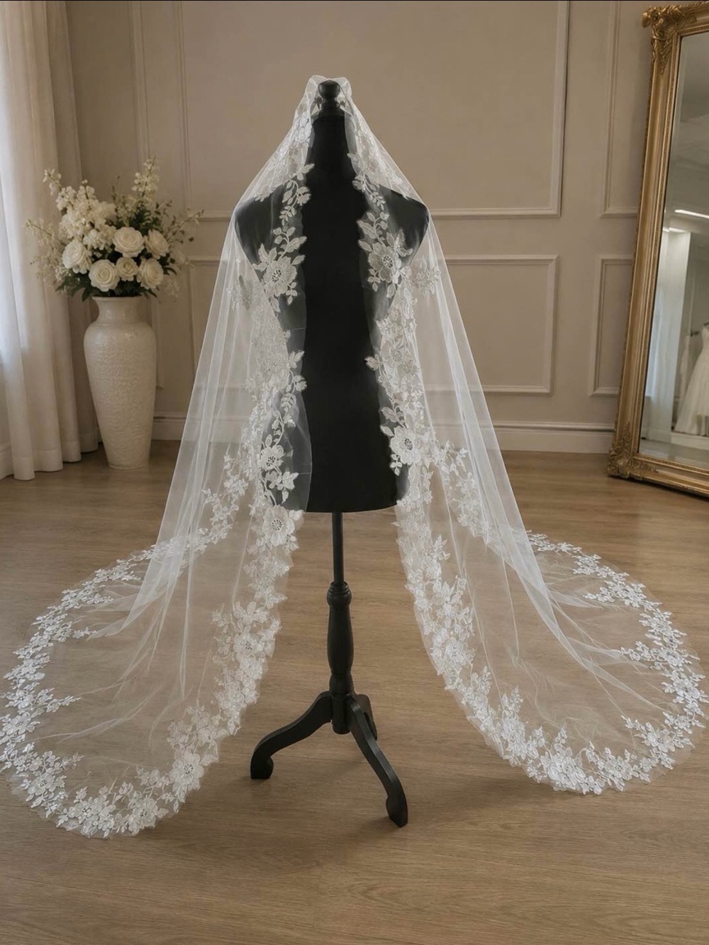 Romantic White Lace Wedding Veil with Floral Appliqué - Unbranded